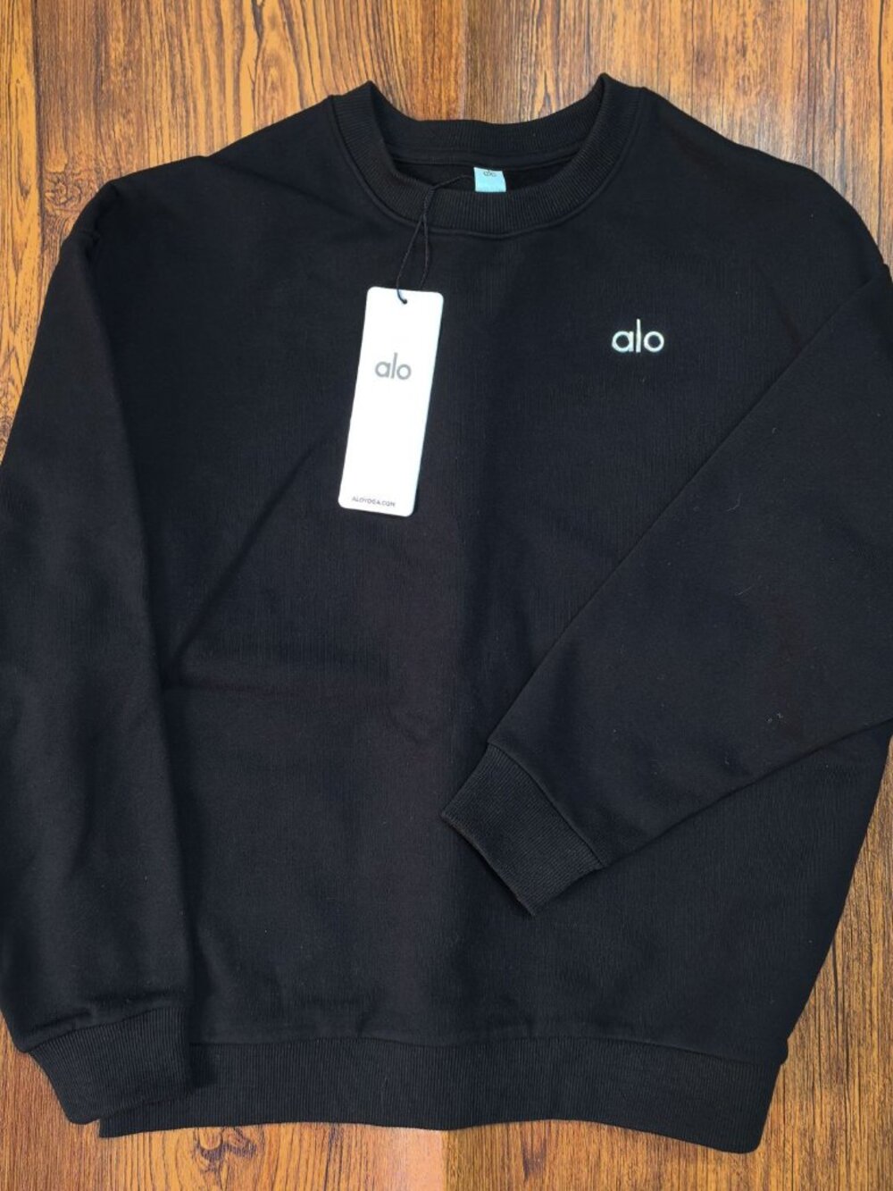 Alo Yoga Black Crew Neck Pullover New - Size S - Picture 2 of 3